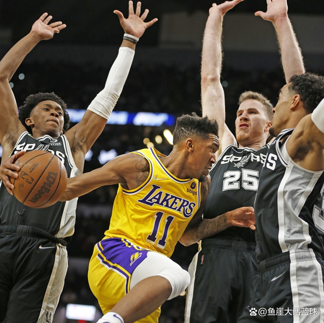 穆雷关键节点精彩发挥,RNG带队取胜!的简单介绍