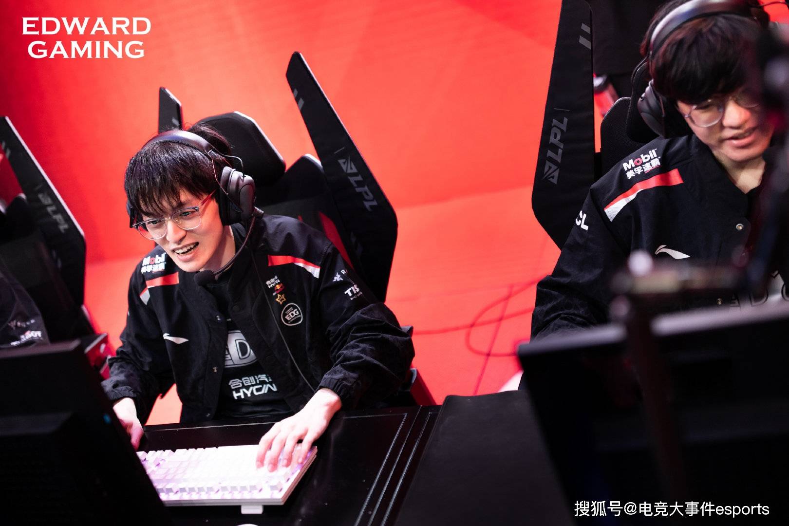 关于Uzi遭遇十二连败,尤文图斯教练面临压力!的信息